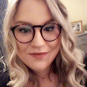 Meet your Posher, Madison